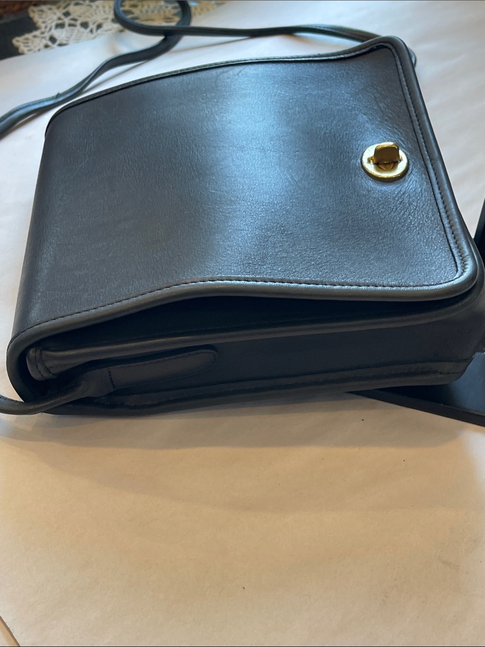 VTG Coach COMPACT POUCH Glovetanned Leather crossbody made in USA 90s - Picture 12 of 16